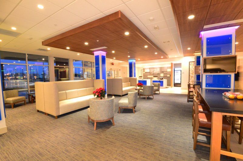 Holiday Inn Express & Suites Toledo West By Ihg Dış mekan fotoğraf